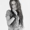 alicia_deschanel