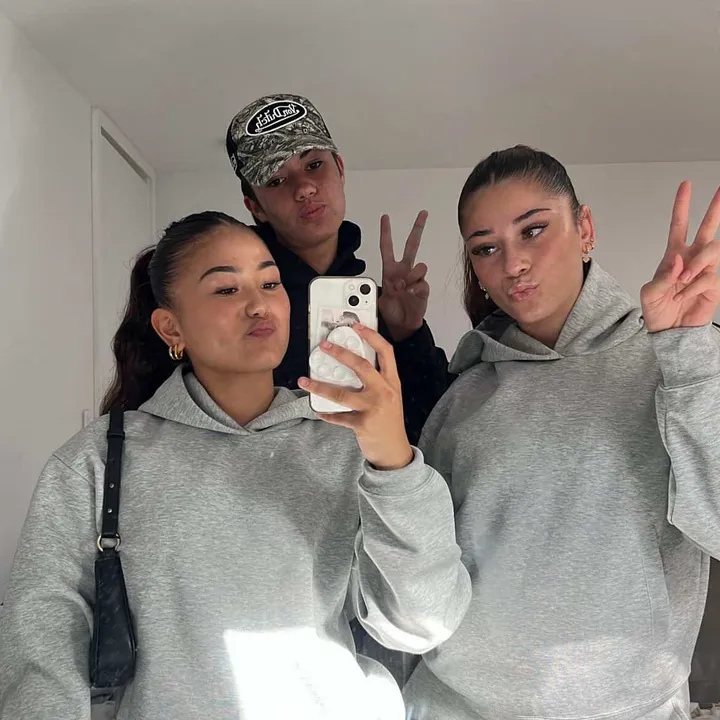 @arikiiwaii