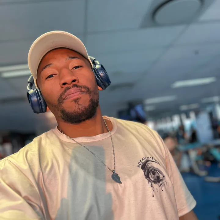 @kagisolatane