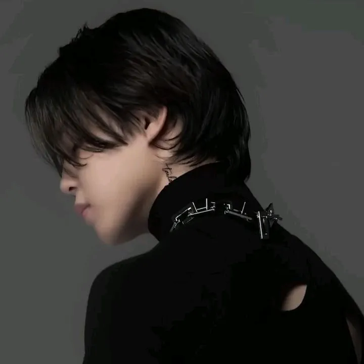 @jisu_x_bts
