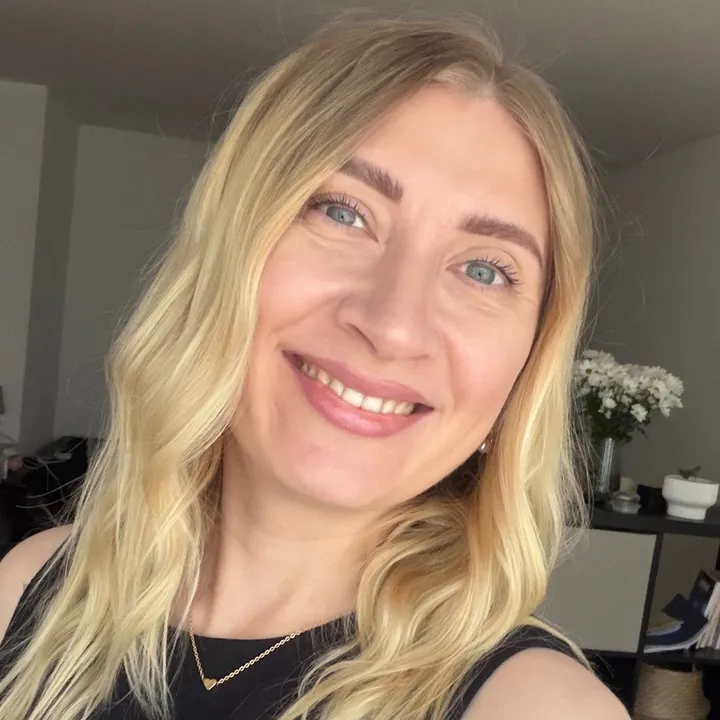 @lady_blonda_