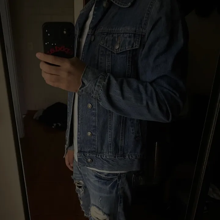@kinovibess