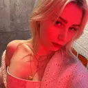 @lolyamaki