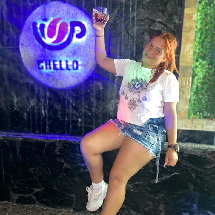 scarlethmiranda.25