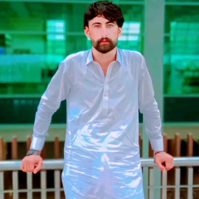 nomi_khan_010