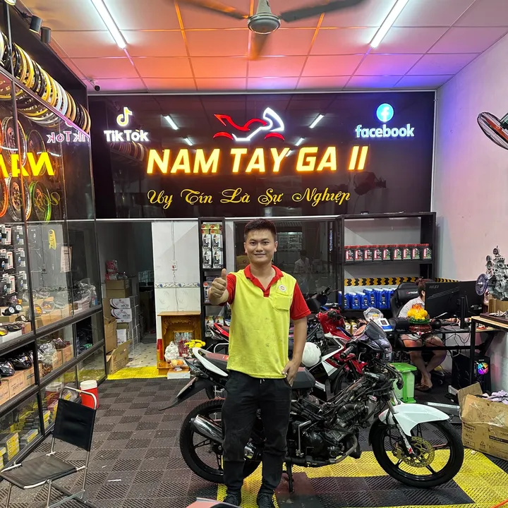 nam_tay_con_ii