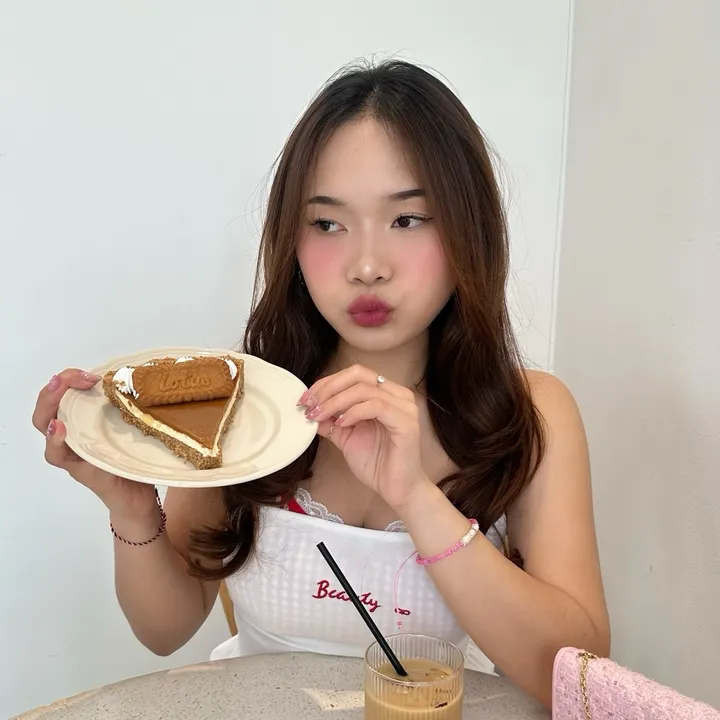adyslogitarinii
