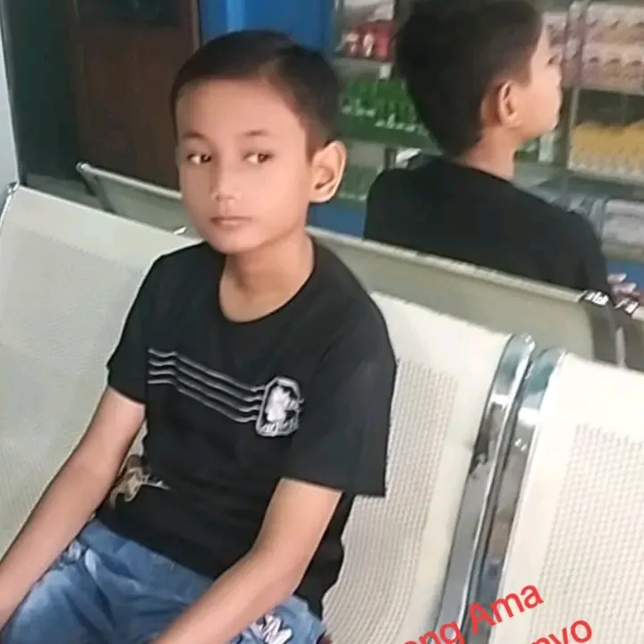 @helmipuspita289