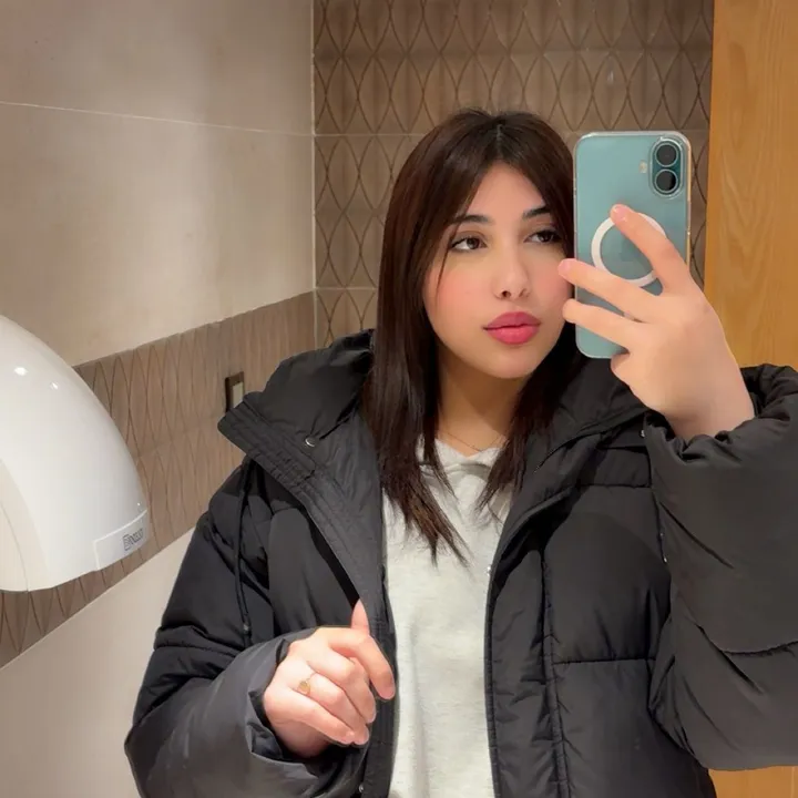 @sarahrhazal