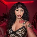 @itsangelamaee