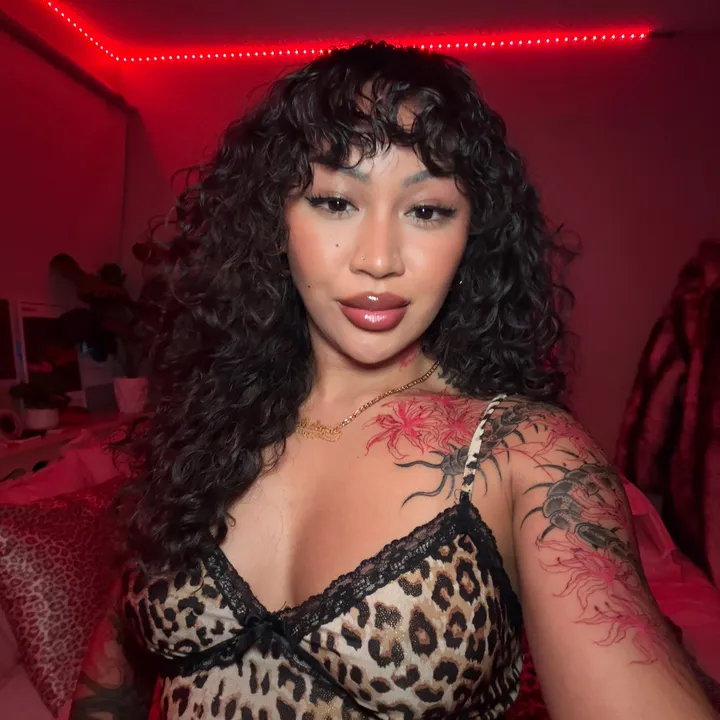 itsangelamaee