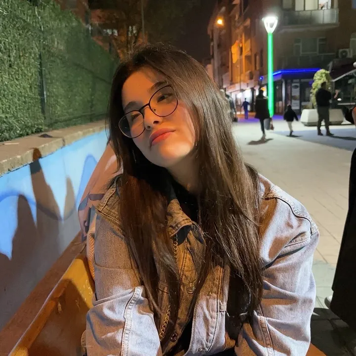 @emineismail.16