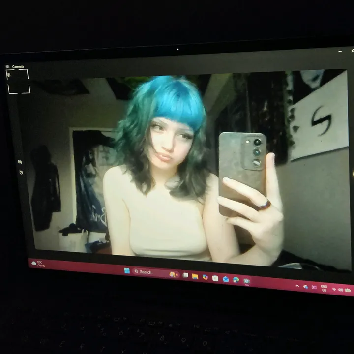 @y0u._.d0nt._.kn0w._.mee