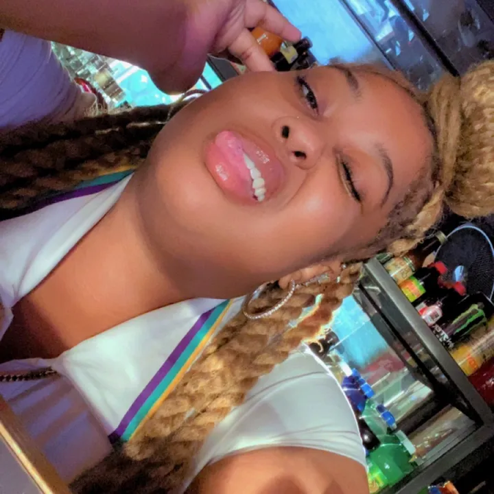 @1juicy_donn