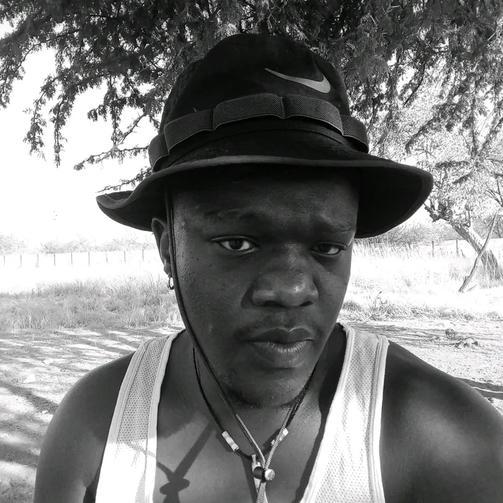 nhlakaniphomadon1
