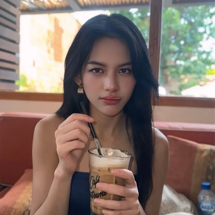 laniafira_