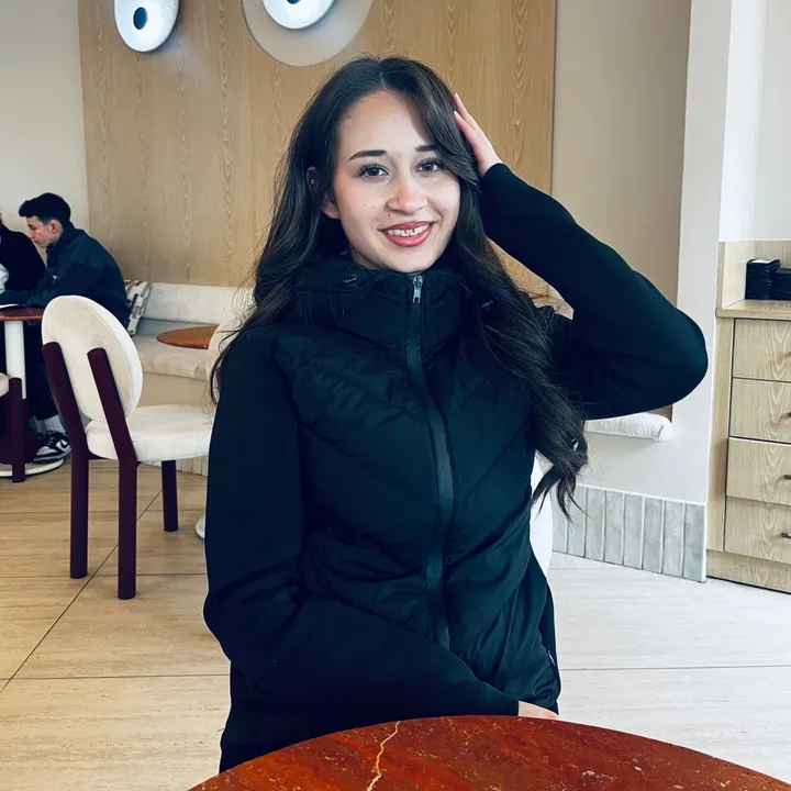 mervee_duman2