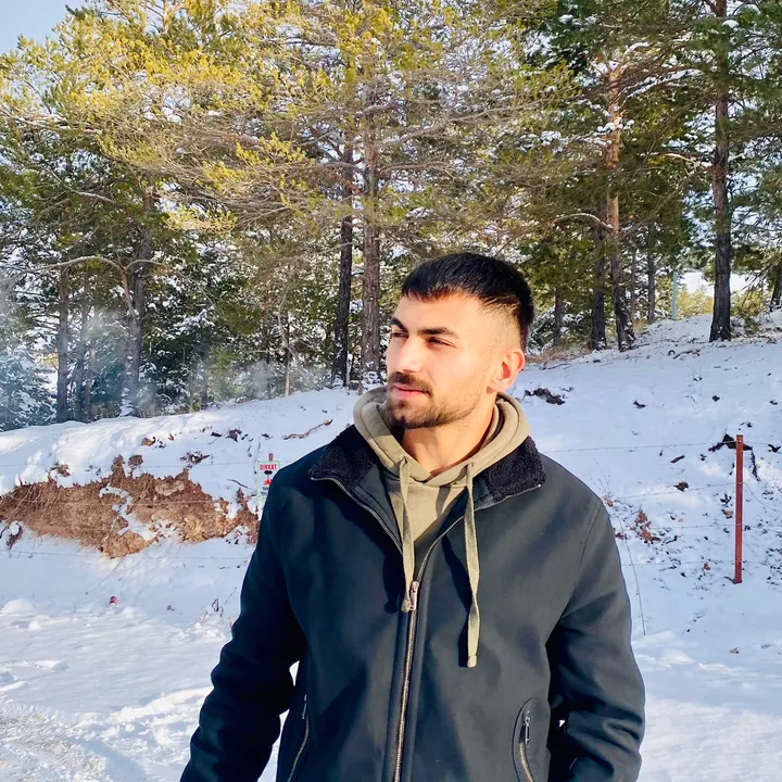 _by_huseyin_krclr