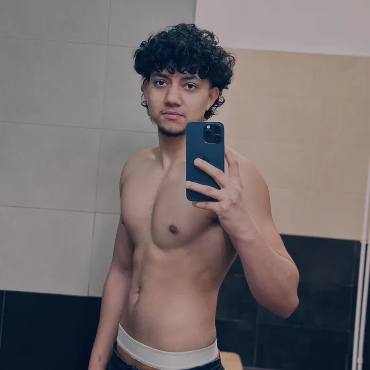 @dream_boy_aalok