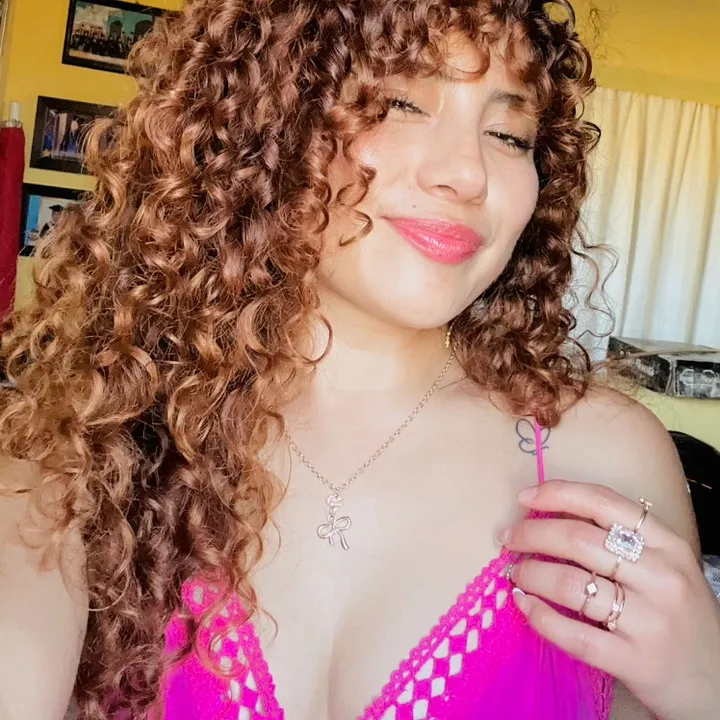 @iam.lizz.na
