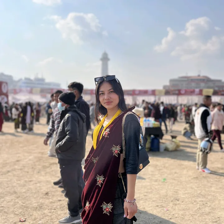 lovelymagarni819