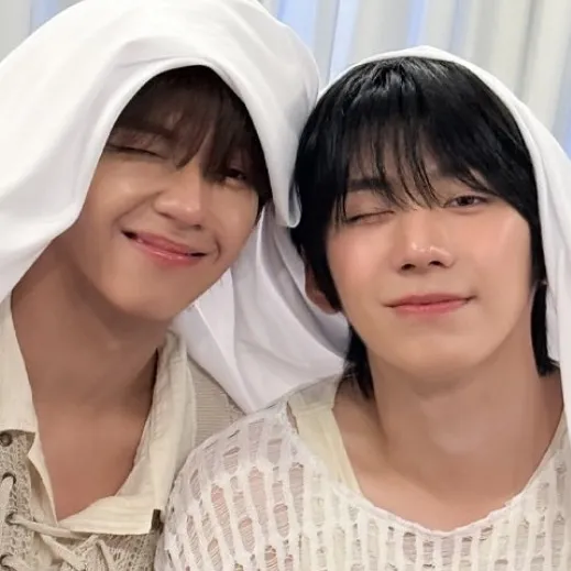 thisismeshiningv