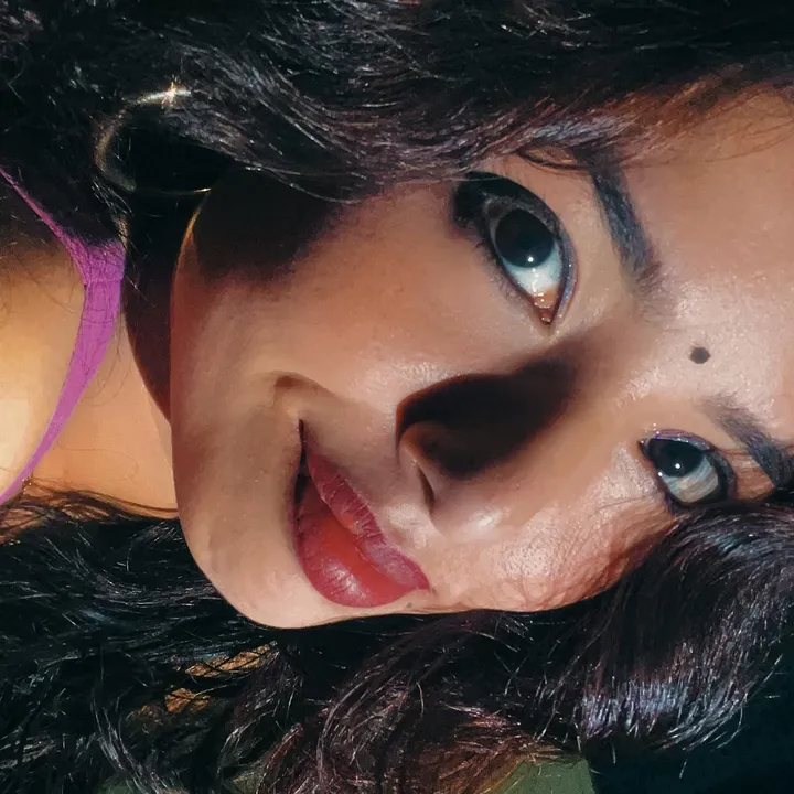 anita_says_hi