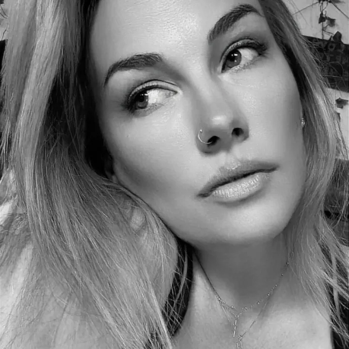 heatherrmarshall.com