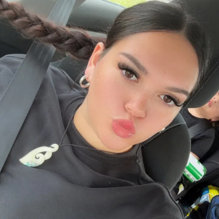 @anahera._p