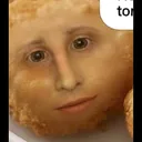 @phroggomomo