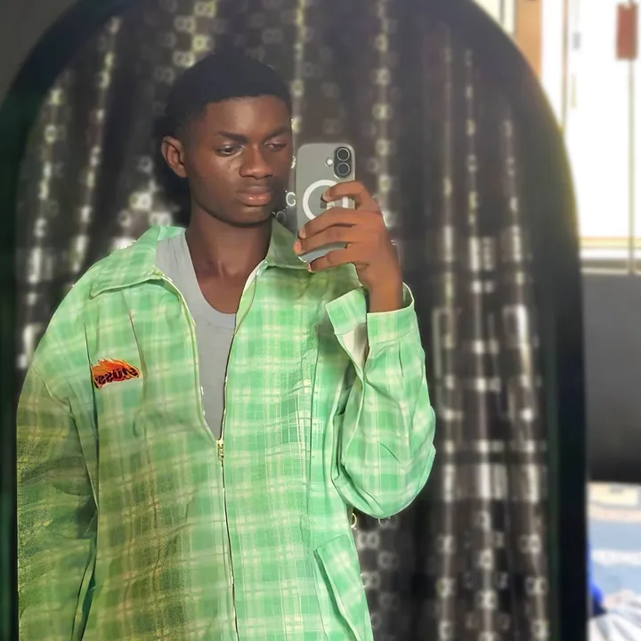 @gbolahan_2709