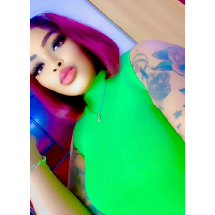 @queenytrends