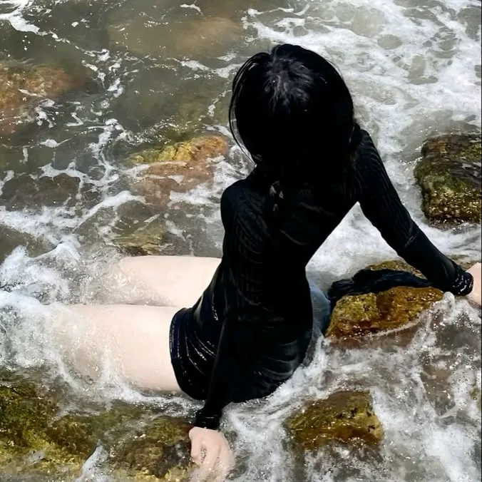 @khinwai47