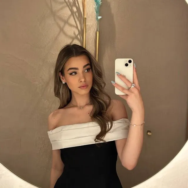 @playmeboanna