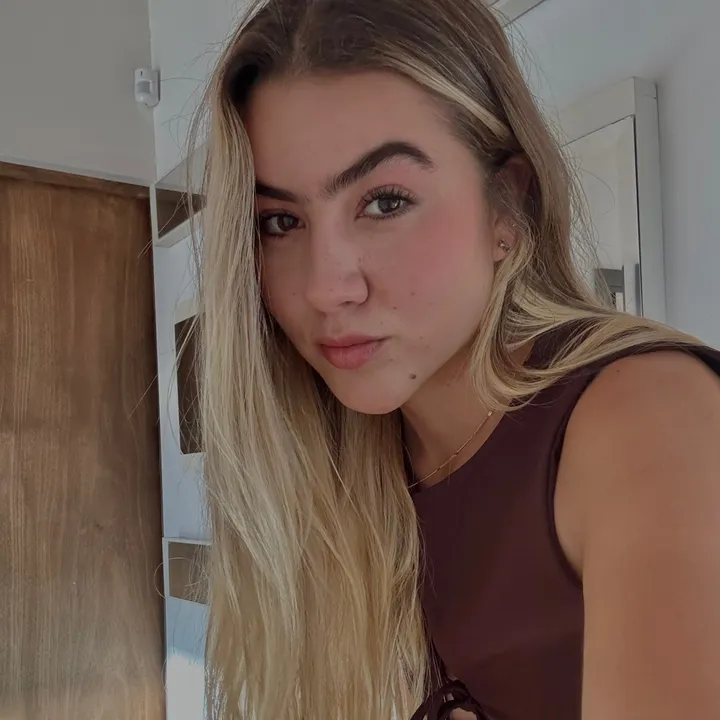 sofiaa.follow2