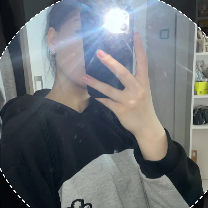@s1mova