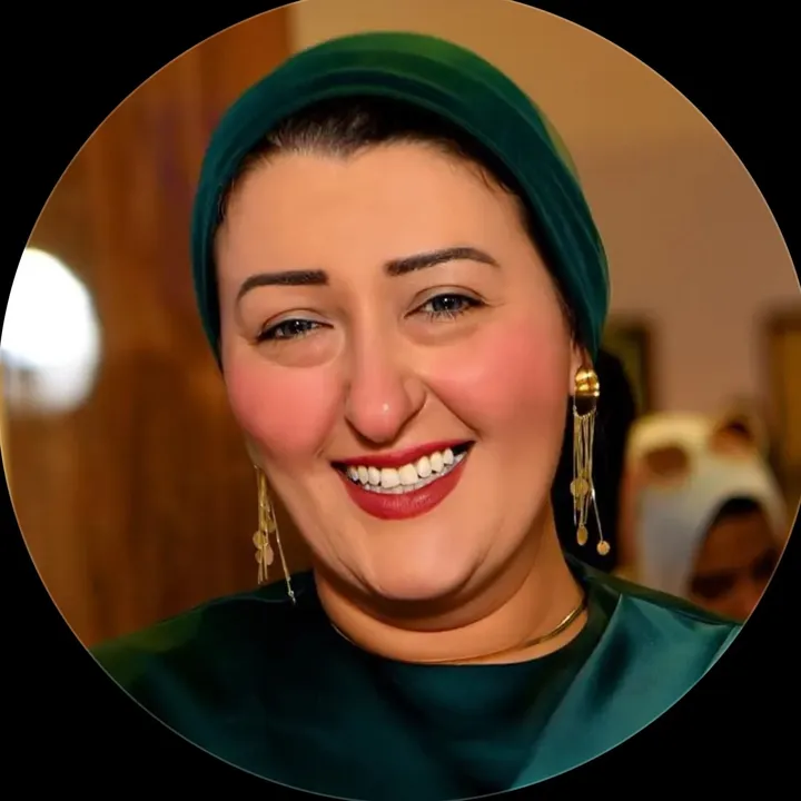 @amira_gold12372