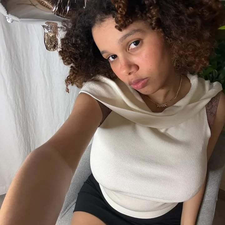 sarai_pineda_20