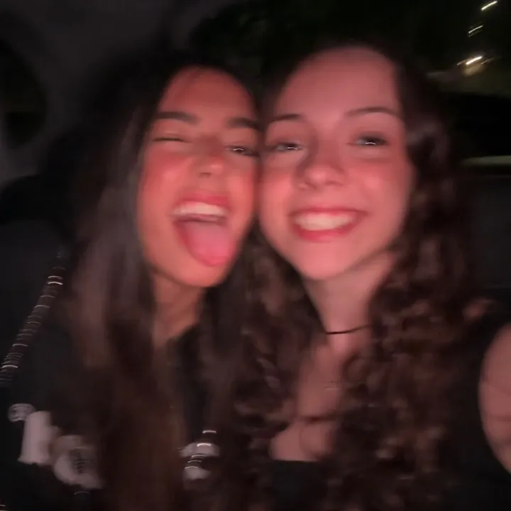 @julieetarr