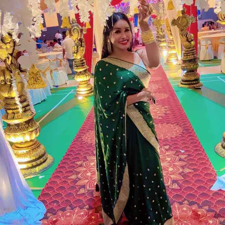 @diviya1994
