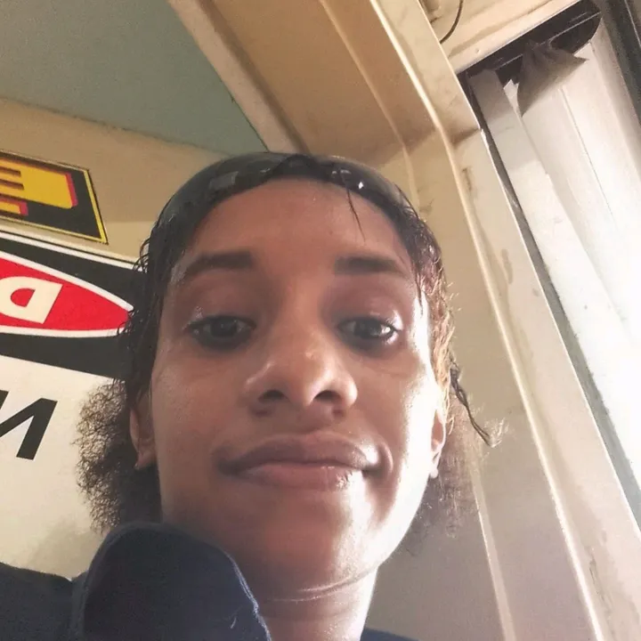 @veelollie