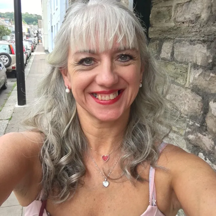@susiesparkles2