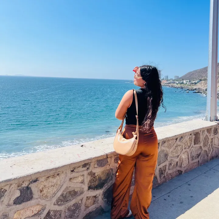 naydelinhernandez21