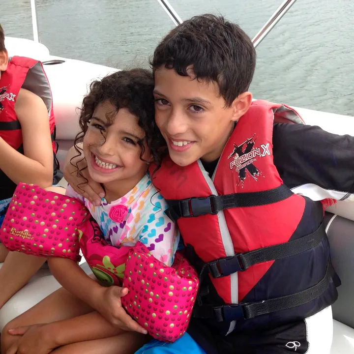 the.shav.siblings