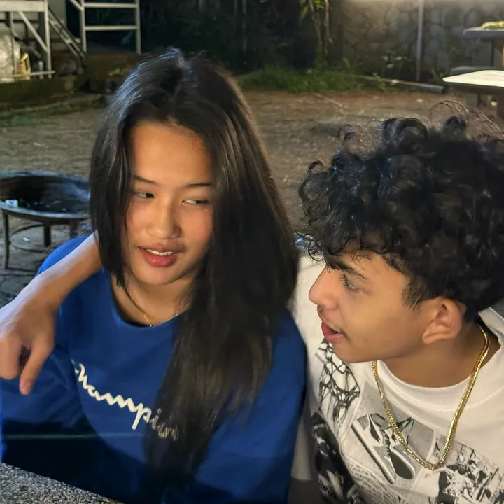 chloeedxtzz