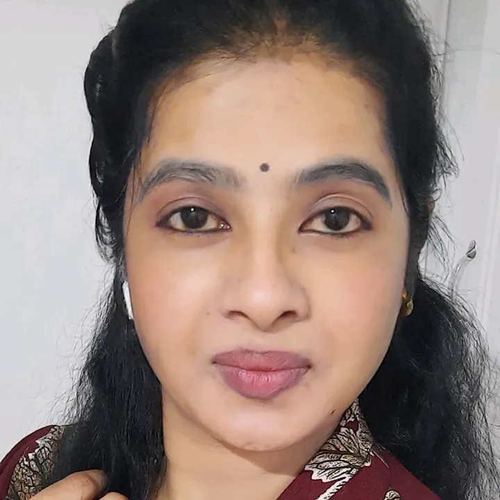 gowthami700