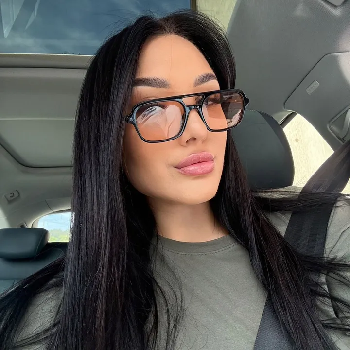 @nikolinaglisovic