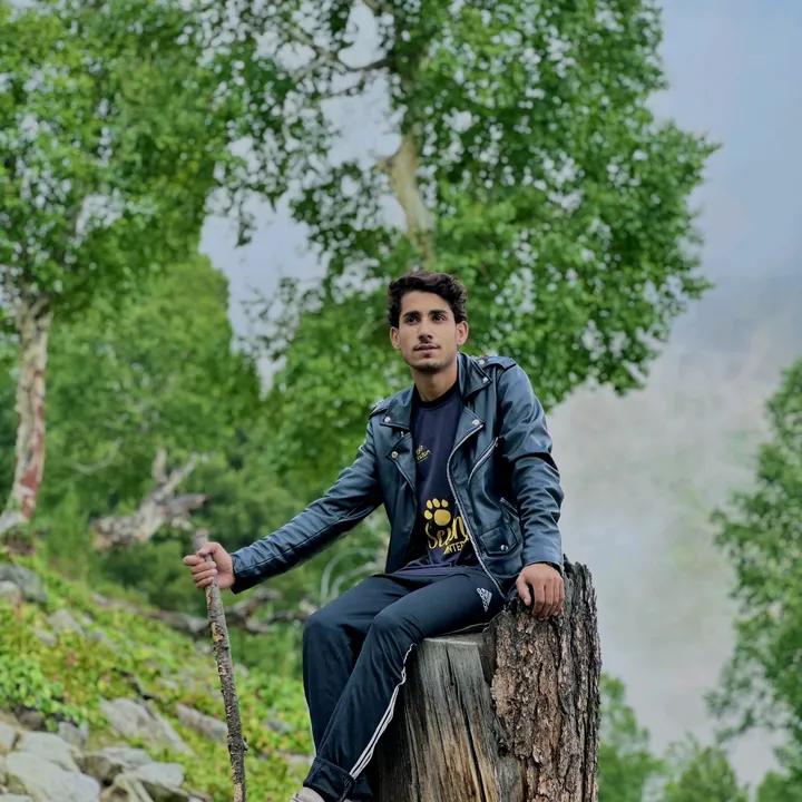 riazhashmi016
