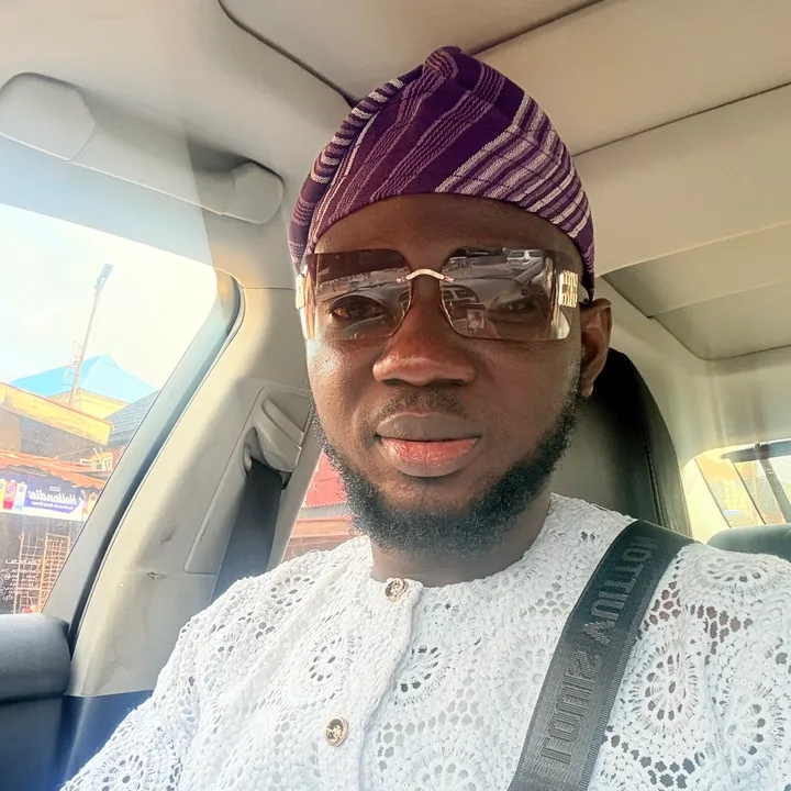 tasufam_wears_and_jalabs