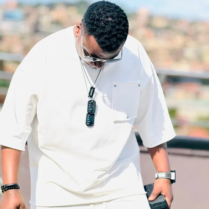 rogerahimbisibwe